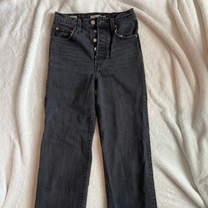 CAPITAL E VINTAGE LEVI JEANS